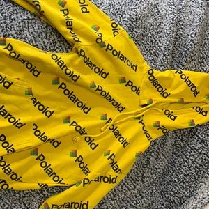 it’s a hello pop shirt